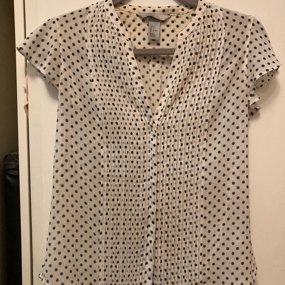 H&M Button Down Off White Short Sleeve Blouse with Black Dots